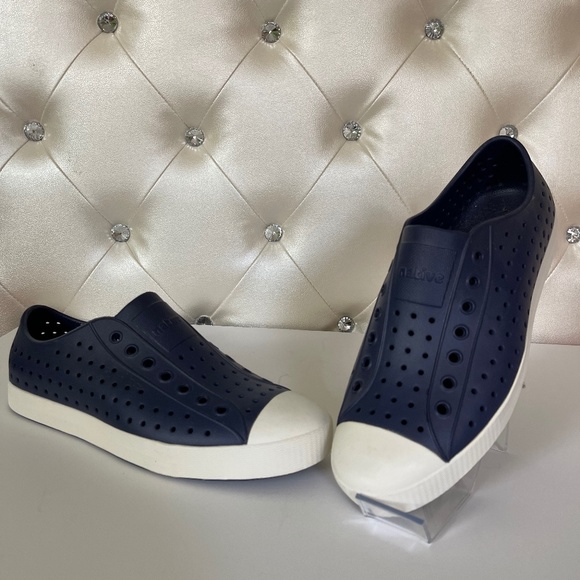 Native Shoes Shoes - Native water shoe navy blue with white border